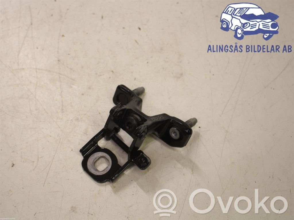BMW 2 F45 Tailgate/trunk/boot hinge 