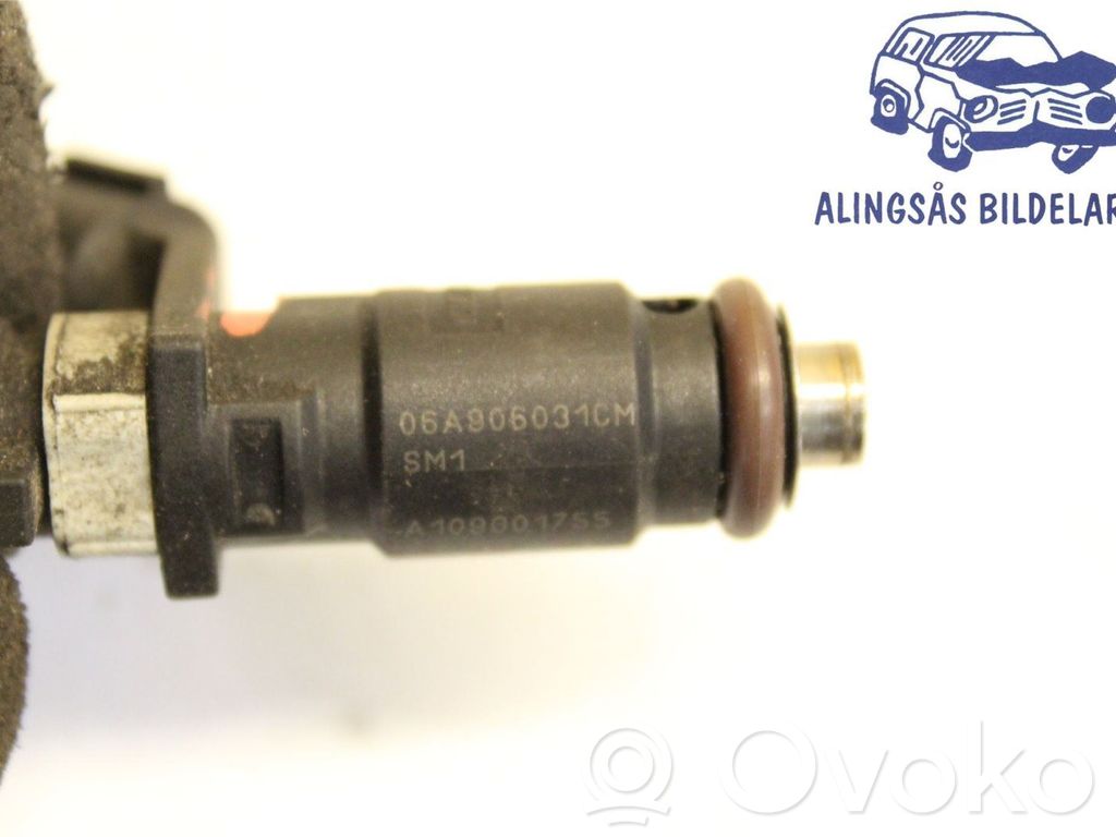 Volkswagen Golf VI Inyector de combustible 