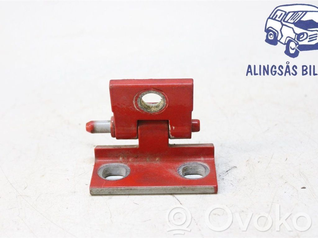 Volvo S60 Front door upper hinge 