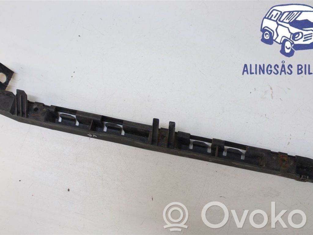 BMW 7 E65 E66 Galinis laikiklis bamperio 
