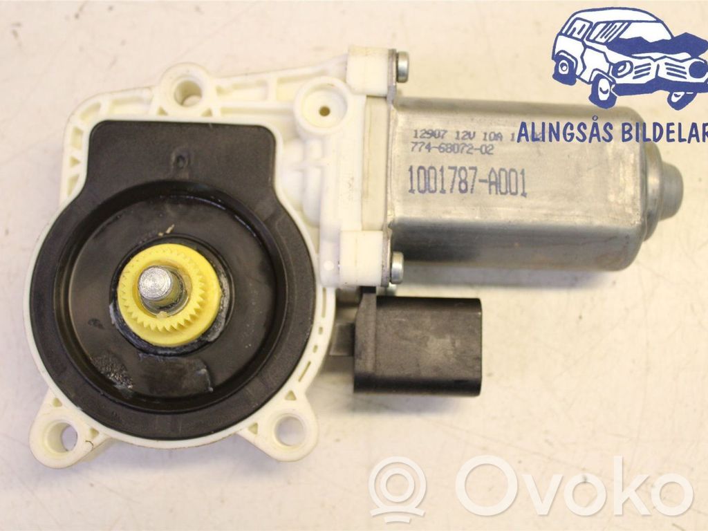 Motor del regulador de la ventanilla de la puerta delantera   1001787A001