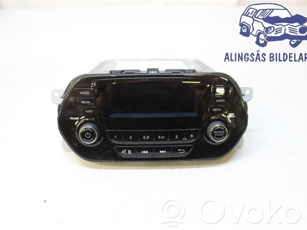 Panel / Radioodtwarzacz CD/DVD/GPS   735735269,07356378680,07356378680