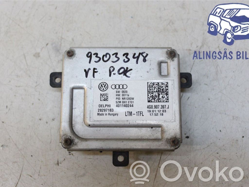 Volkswagen PASSAT CC Light module LCM 