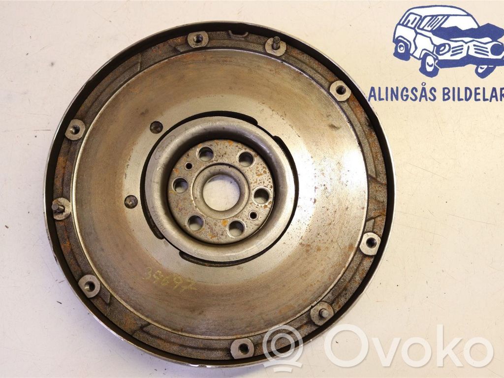 Vauhtipyörä   31259323,8G916477BC,8G916477BC