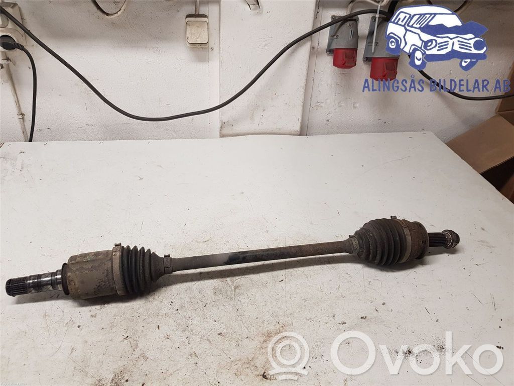 Subaru Outback Priekšējā pusass 