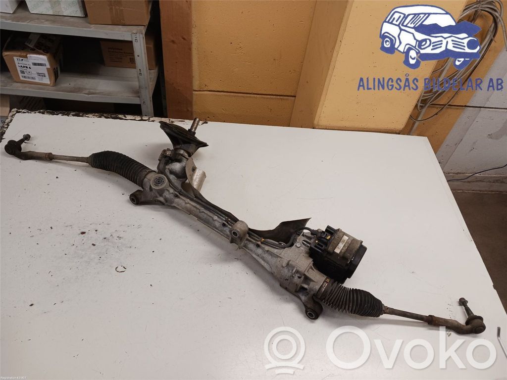Volvo V40 Stūres statnis 