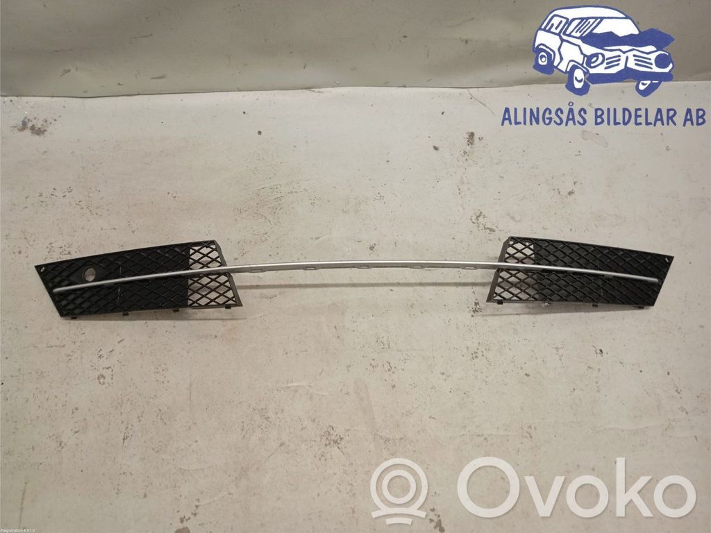 Engine hood trim   51117178096
