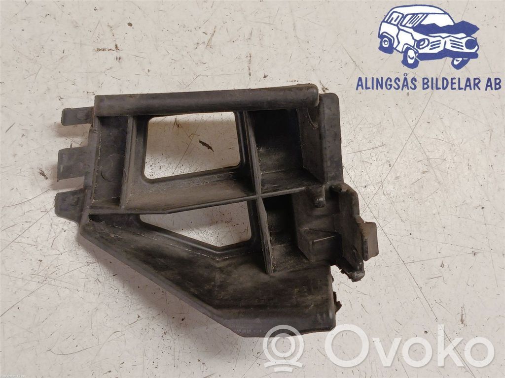 Mazda 2 Front bumper mounting bracket 