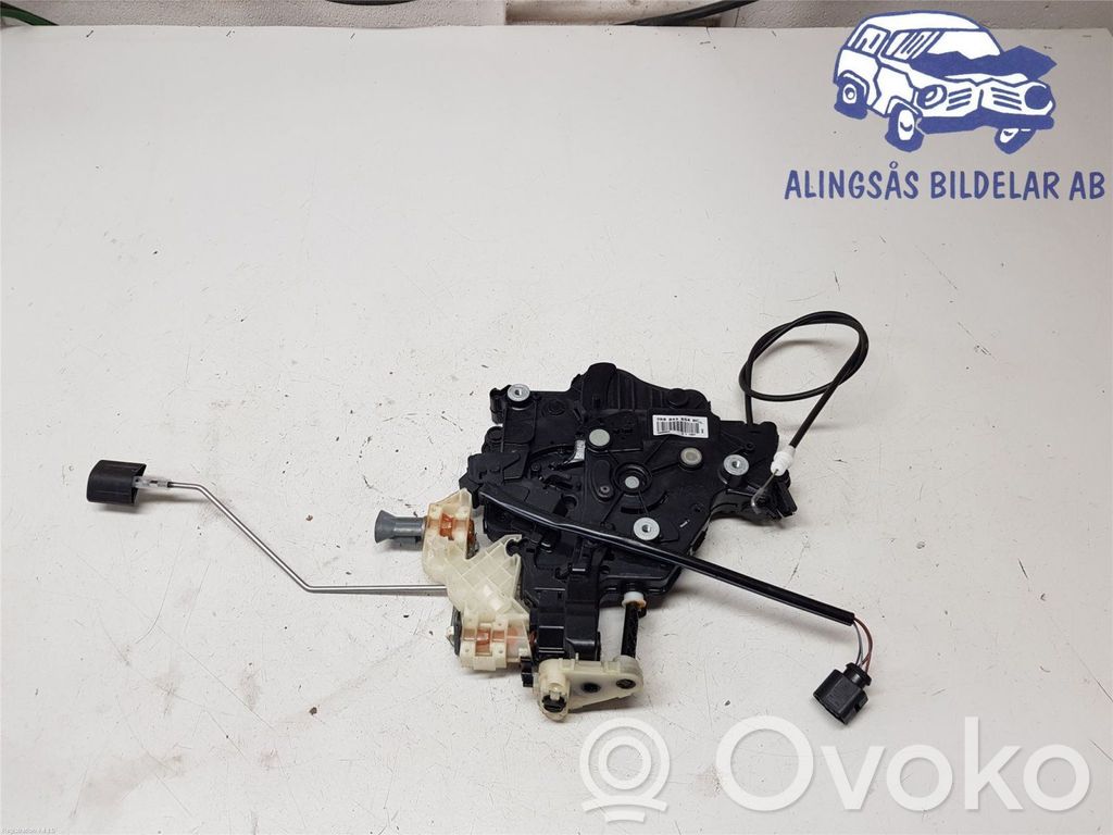 Volkswagen Caddy Rear door lock 