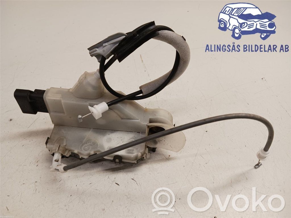 Peugeot Expert Priekšpusē slēdzene 