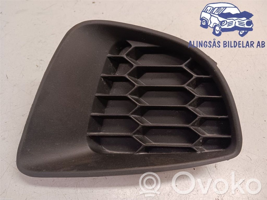 Mazda 2 Grotelės viršutinės 