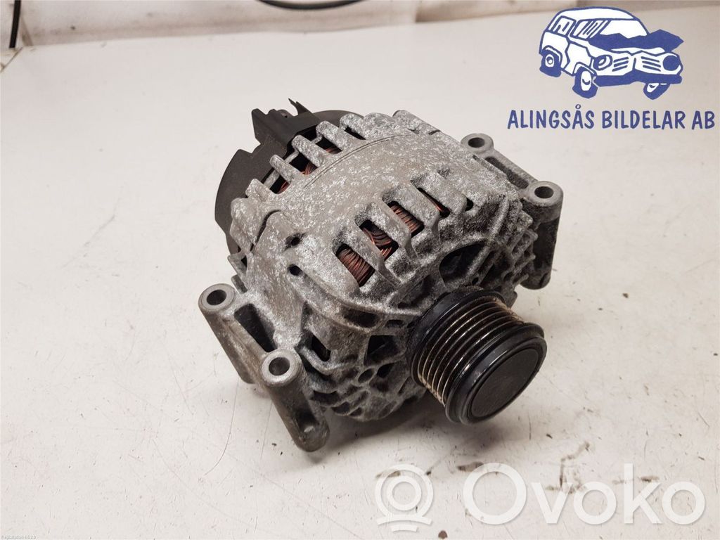 Audi A4 S4 B8 8K Generatore/alternatore 