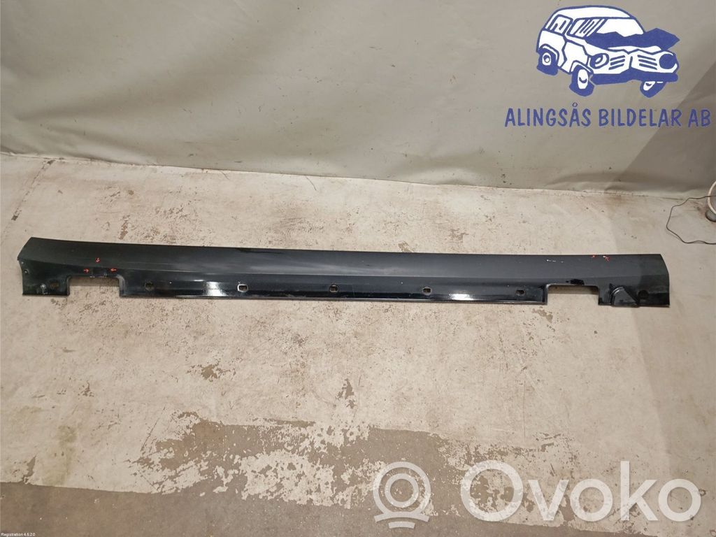 Mercedes-Benz E W212 Moldura protectora del borde delantero 