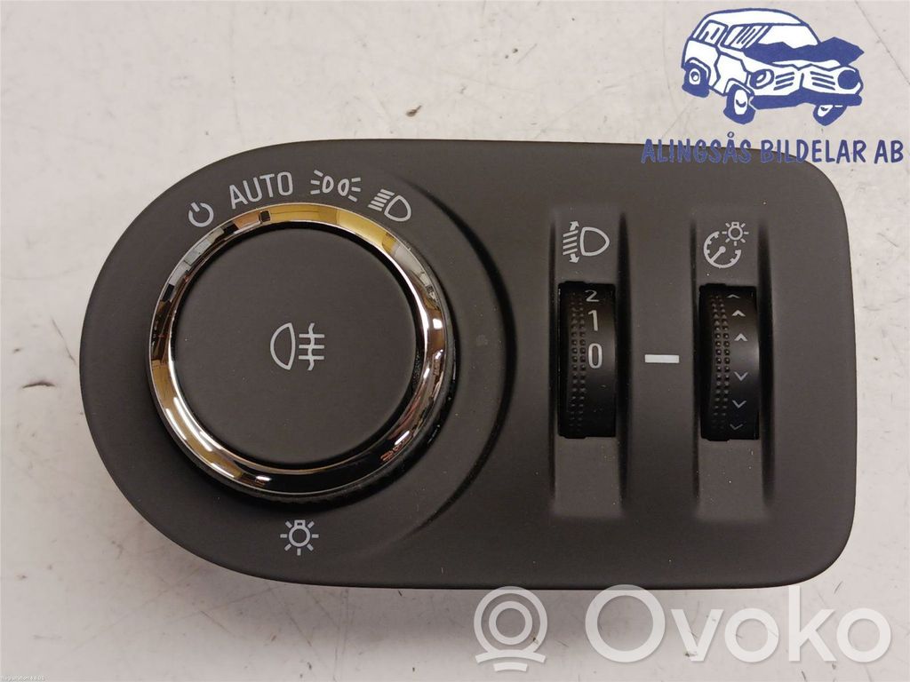 Light switch   13470444,13470444,13470444