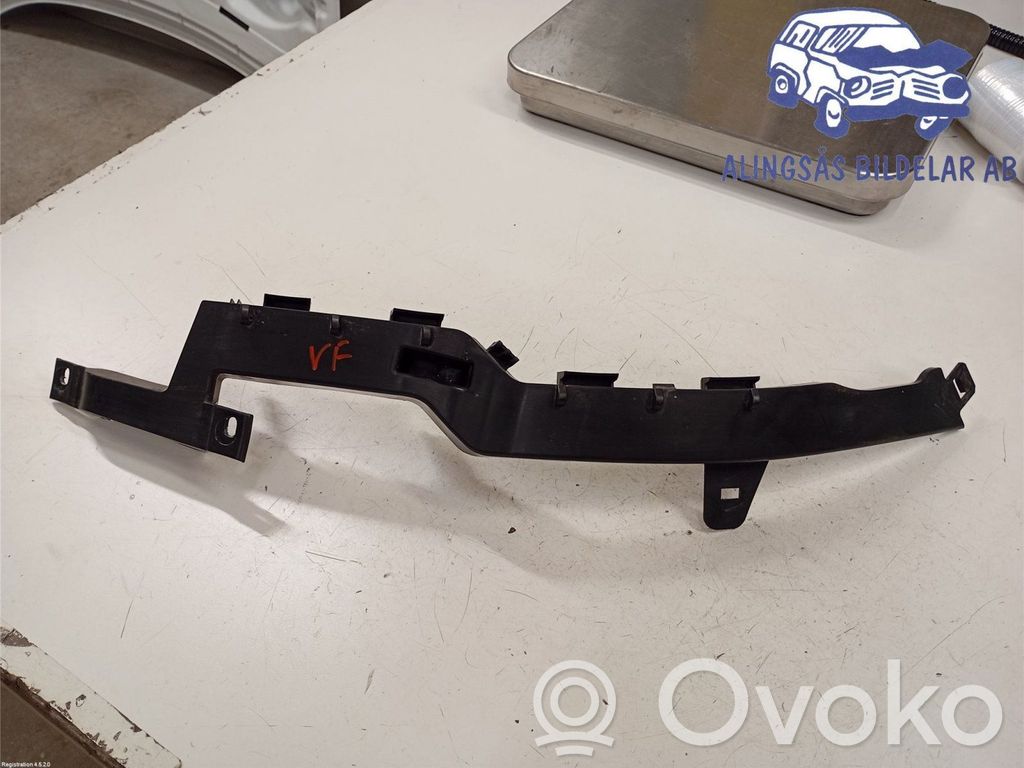Opel Meriva B Front bumper mounting bracket 