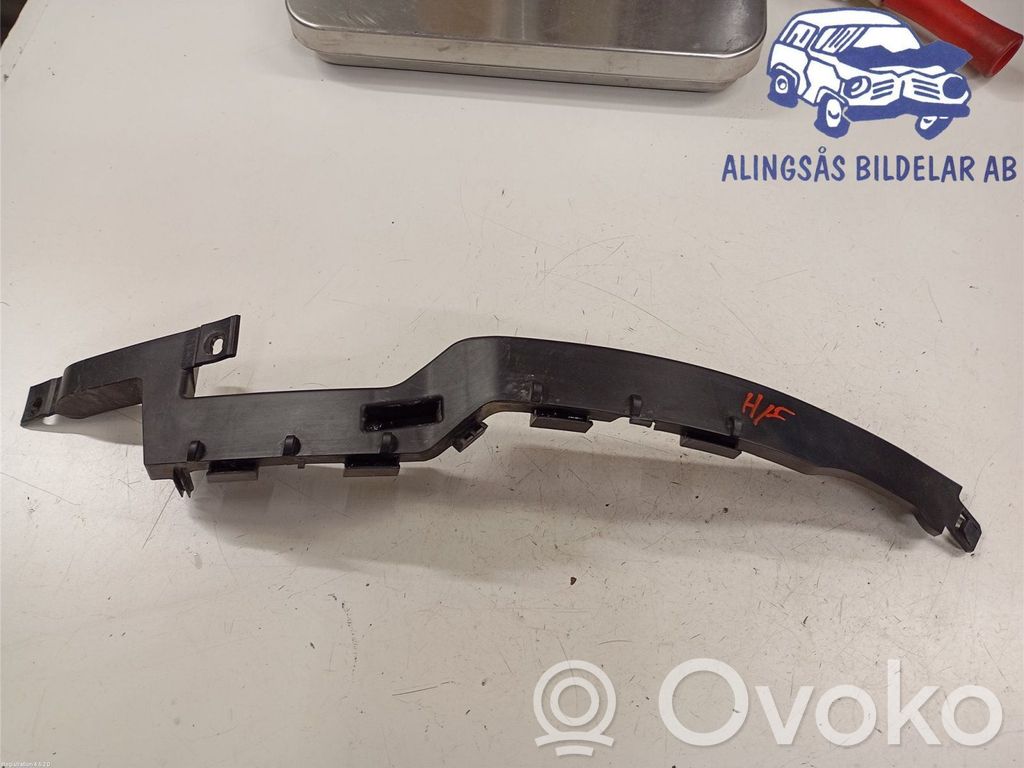 Opel Meriva B Front bumper mounting bracket 