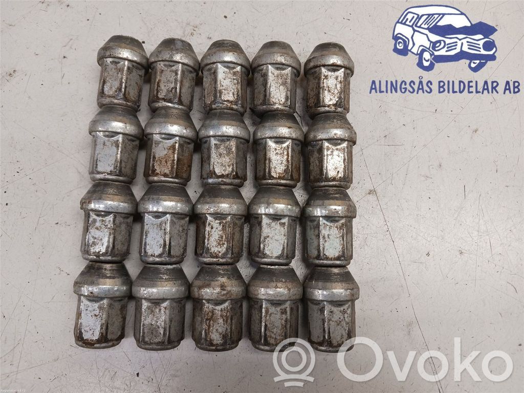 Mitsubishi ASX Tuercas/tornillos 