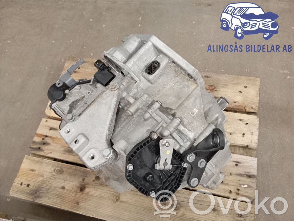 Automatic gearbox   0CW300051M,URK
