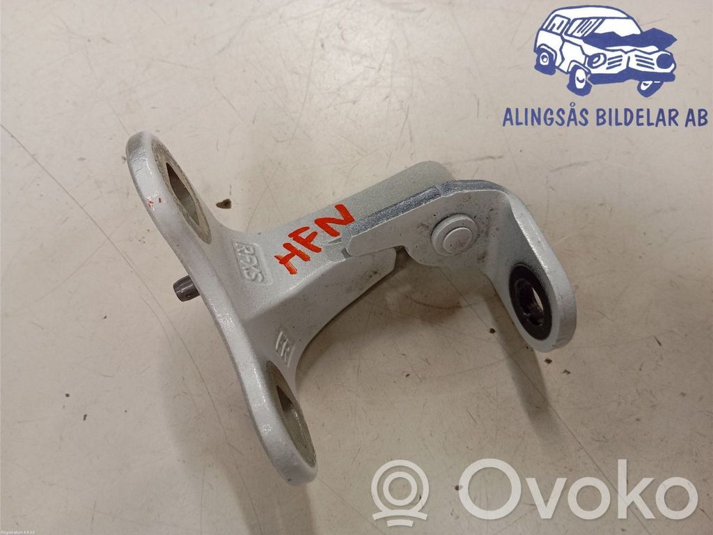 Tesla Model Y Front door lower hinge 
