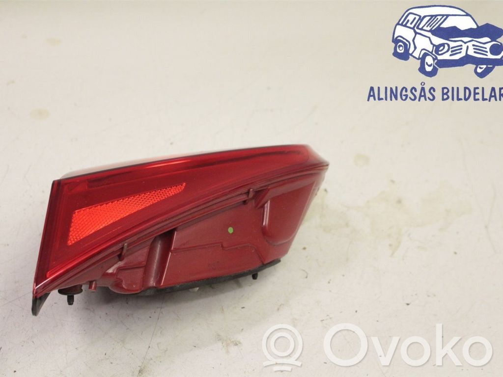 KIA Ceed Tailgate rear/tail lights 