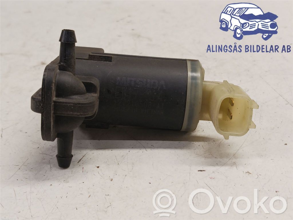 Mazda CX-30 Windscreen/windshield washer pump 