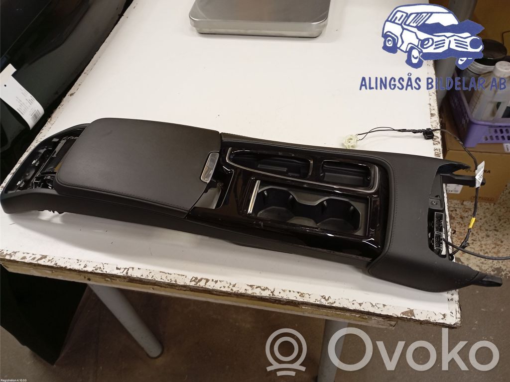 Volvo V60 Otros repuestos del interior 