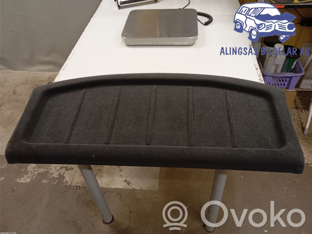 Seat Arona Hattuhylly 