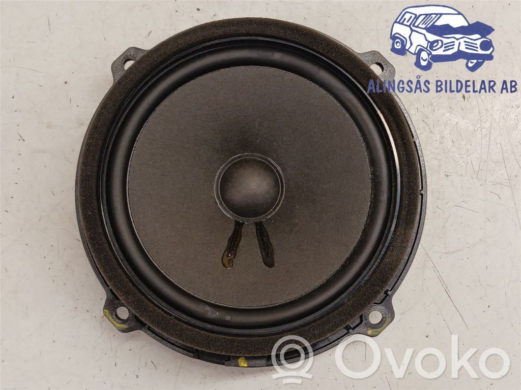 KIA Ceed Enceinte de porte arrière 