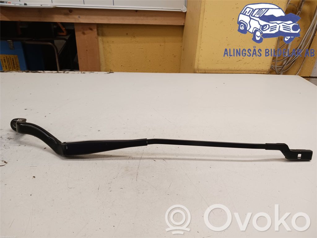 Ford Galaxy Front wiper blade arm 
