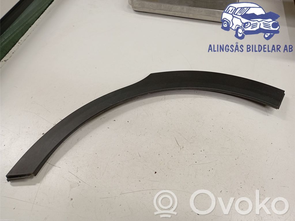 KIA Stonic Moldura de la aleta trasera 