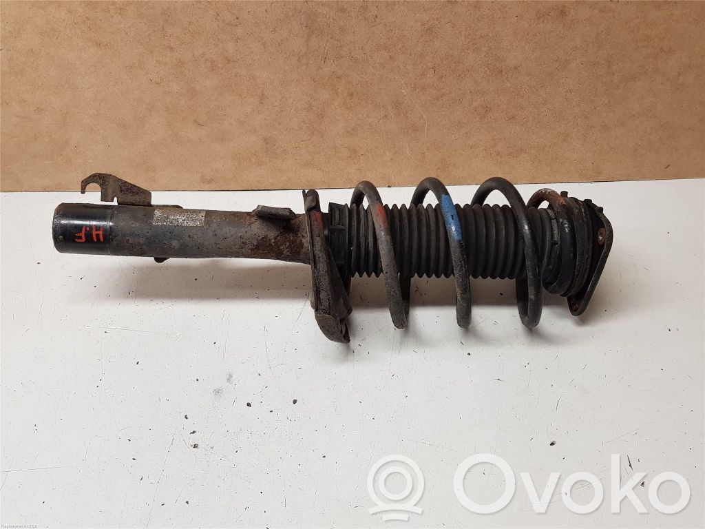 Volvo C30 Etuiskunvaimennin kierrejousella 