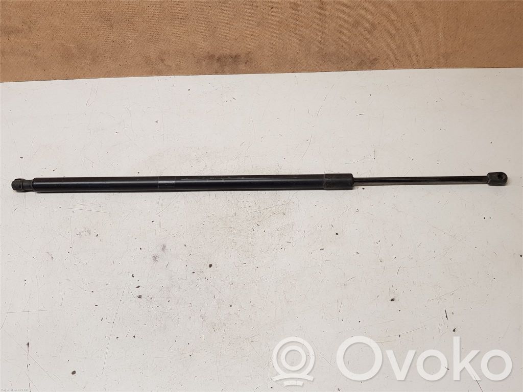 Ford Kuga II Tailgate strut 