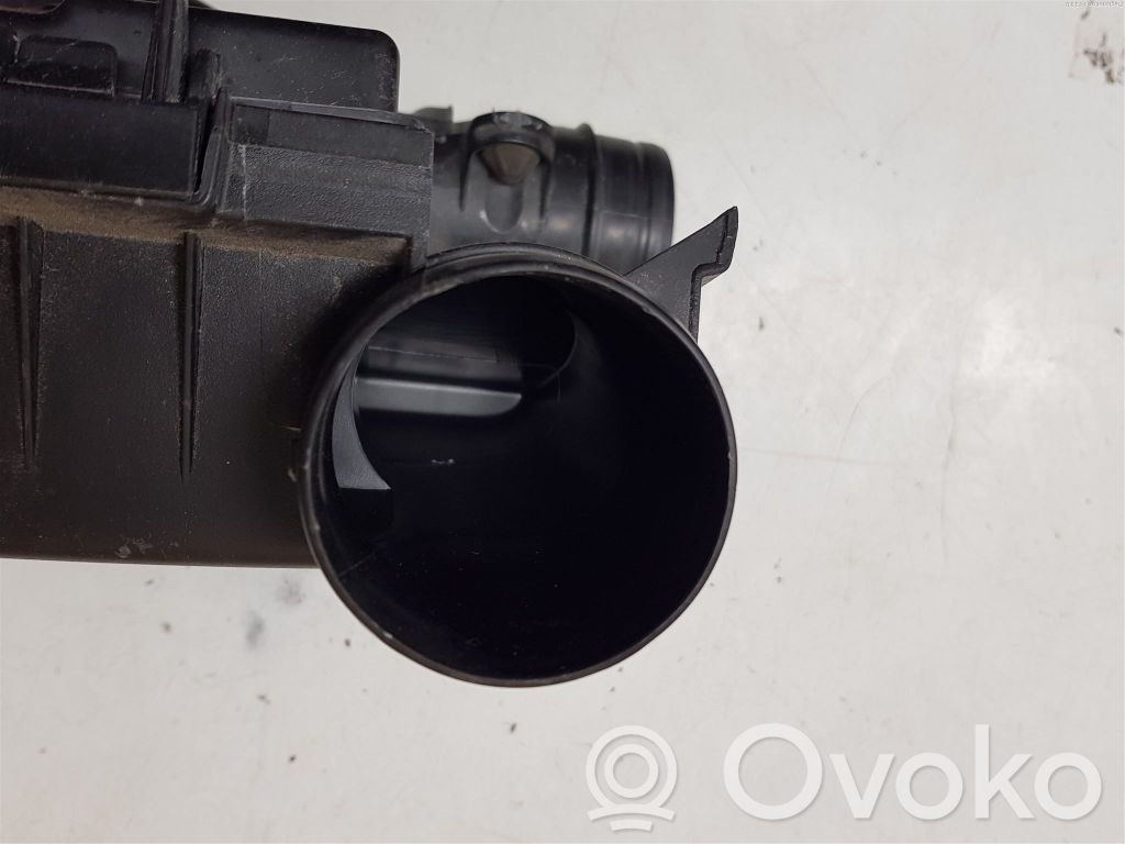 Volkswagen Polo V 6R Air filter box 