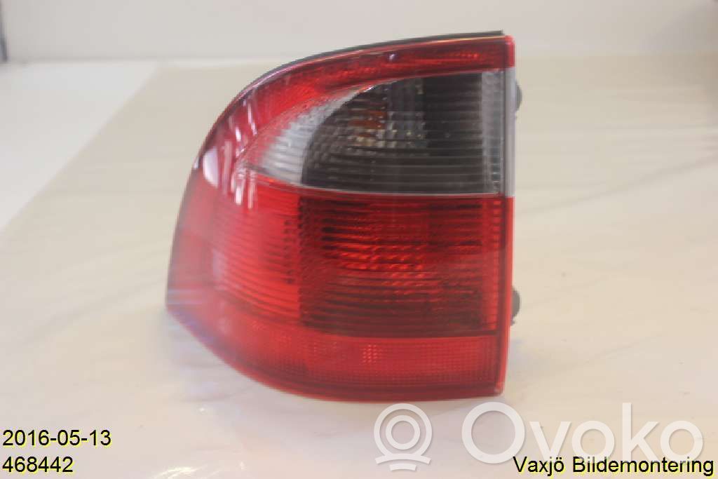 Rear/tail lights   5142252