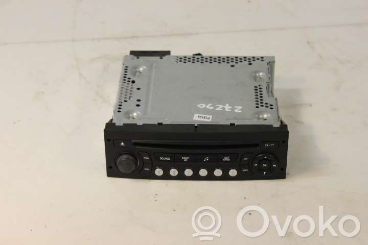Peugeot 207 Radio/CD/DVD/GPS head unit 
