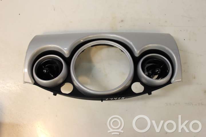 Mini One - Cooper R50 - 53 Verkleidung Radio / Navigation 