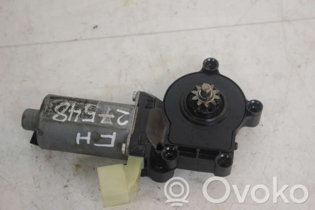 Volvo V70 Silnik regulatora szyby drzwi przednich 
