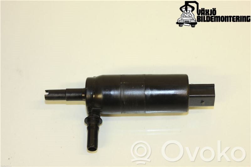 BMW X3 F25 Headlight washer pump 