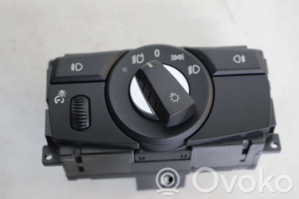 Light switch   61319134726,6988565