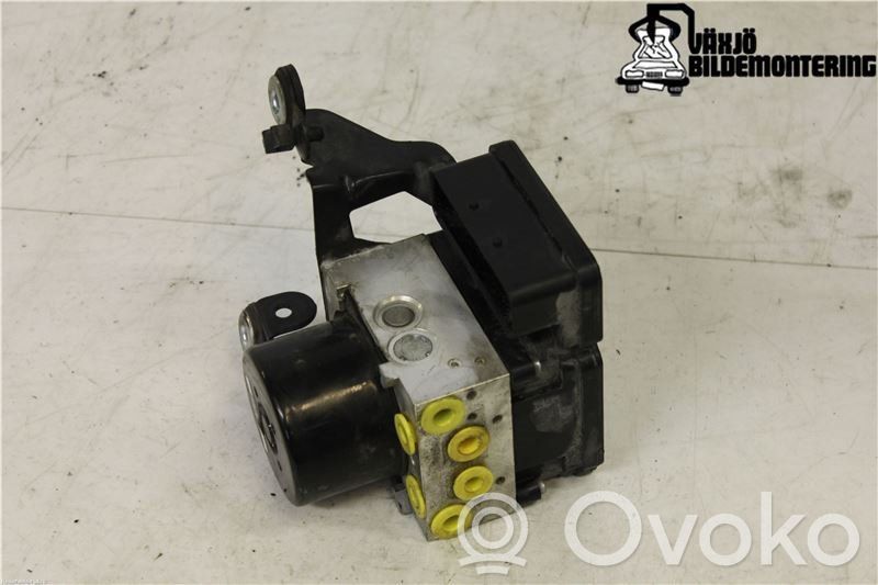 Volvo V70 ABS Pump 