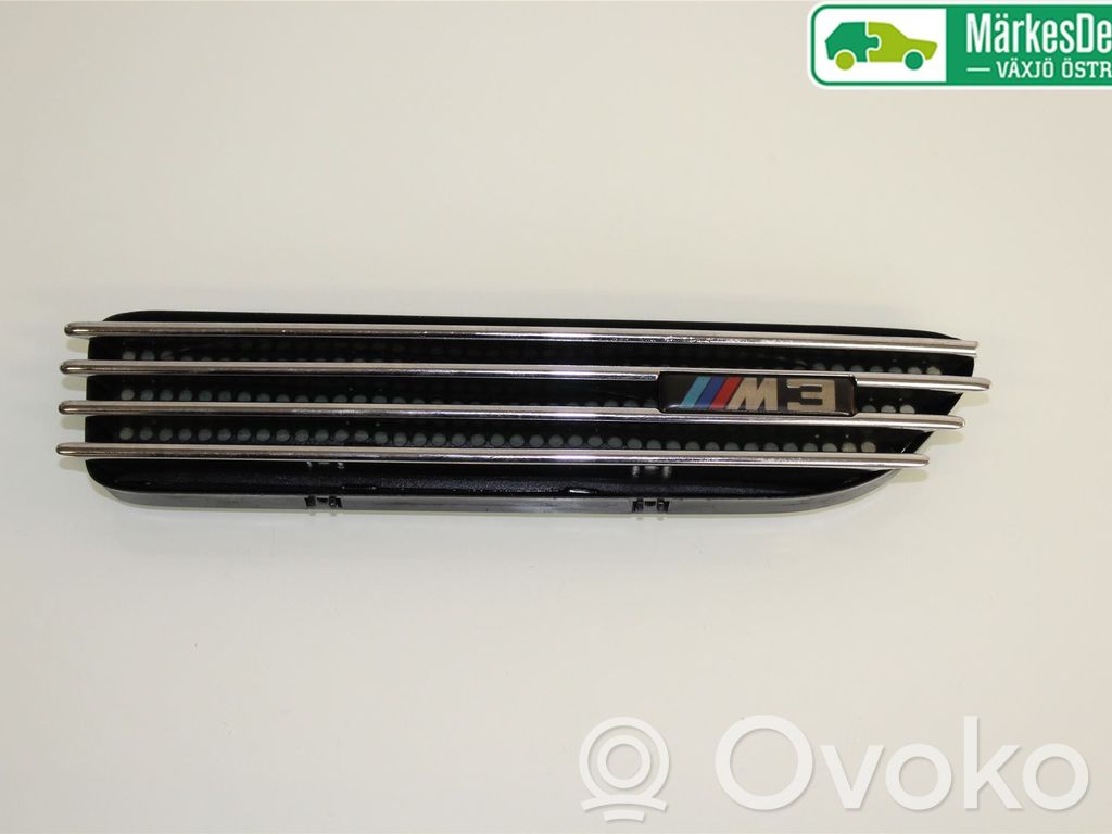 Maskownica / Grill / Atrapa górna chłodnicy   51132694608,2694608,51132694608