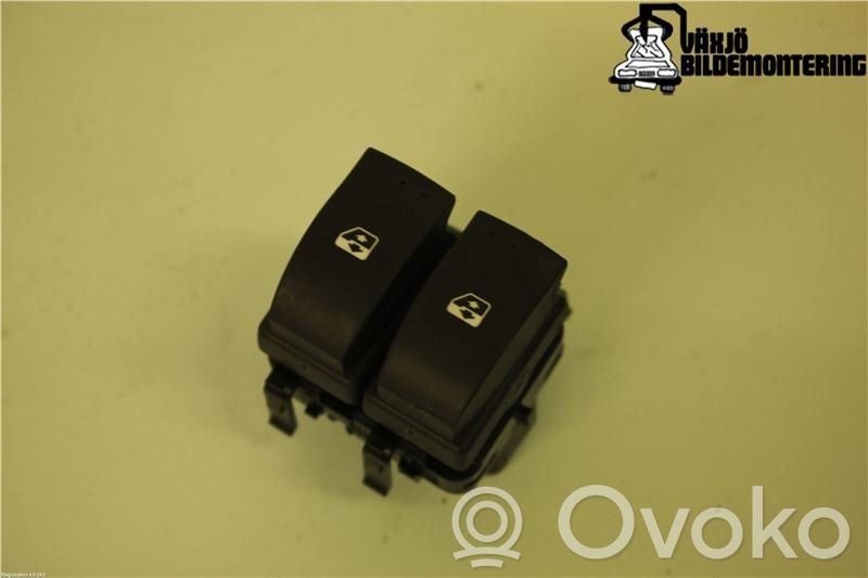 Nissan NV400 Electric window control switch 