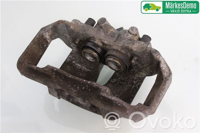 BMW 5 E60 E61 Priekinis suportas 