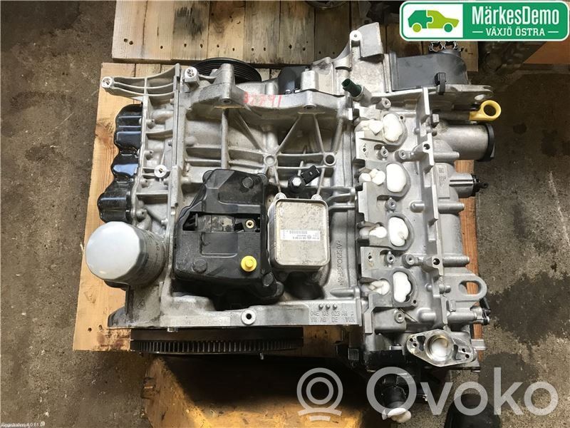 Motor   04E100033R