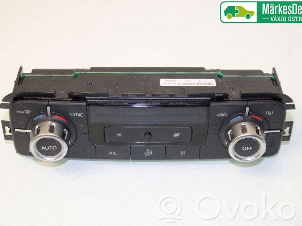 Volkswagen Touareg II Panel klimatyzacji 