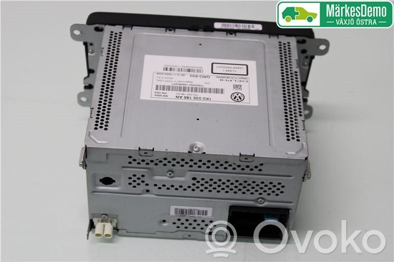 Volkswagen PASSAT B7 Panel / Radioodtwarzacz CD/DVD/GPS 