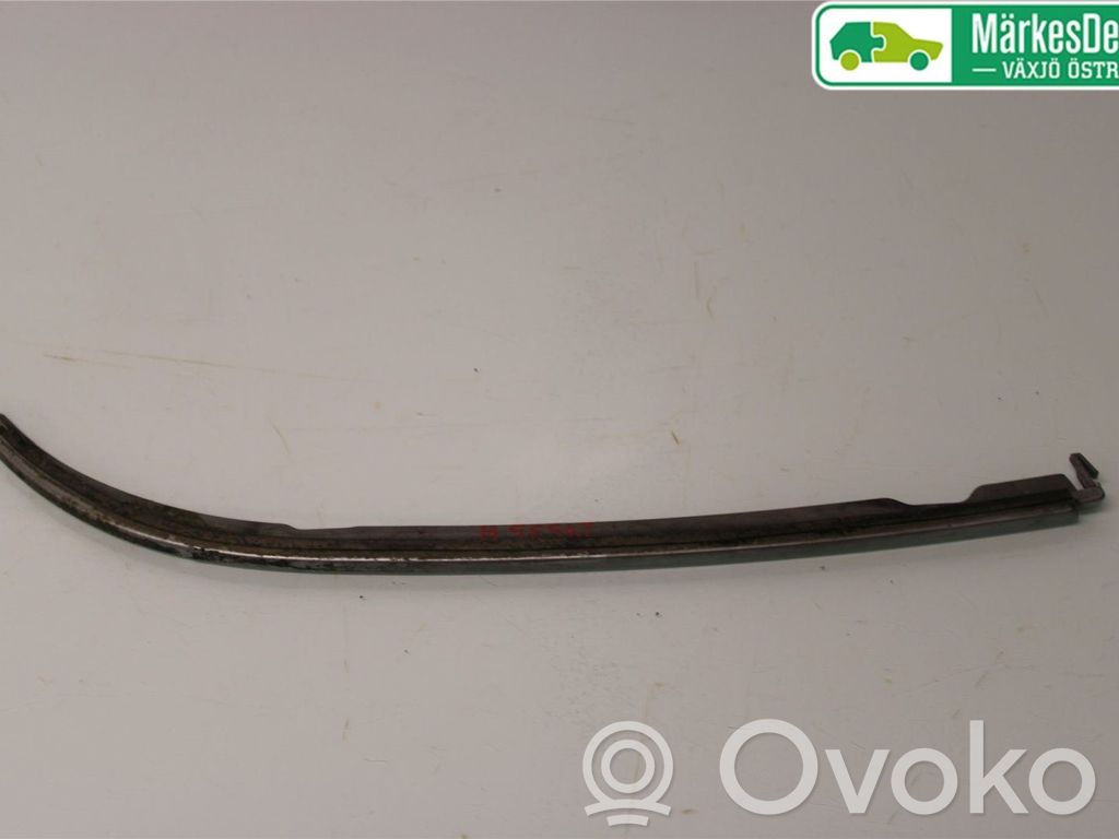 Under headlight/headlamp trim   51138159306
