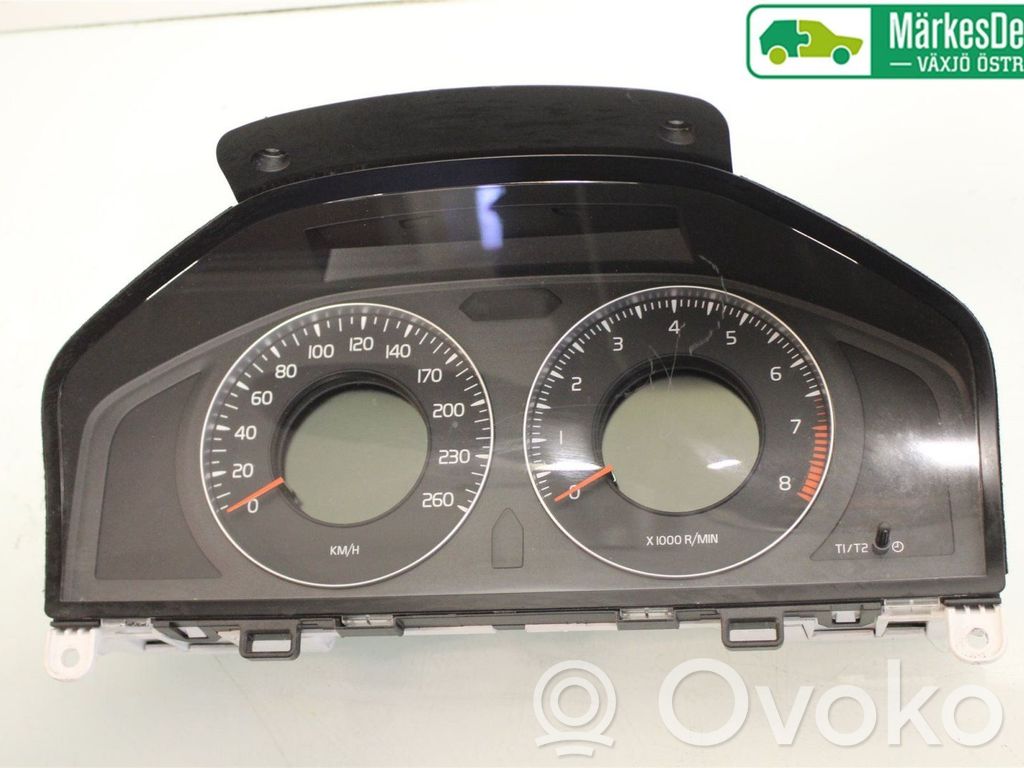 Volvo V70 Licznik / Prędkościomierz 