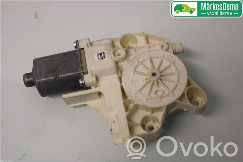 Ford Focus Front door window regulator motor 