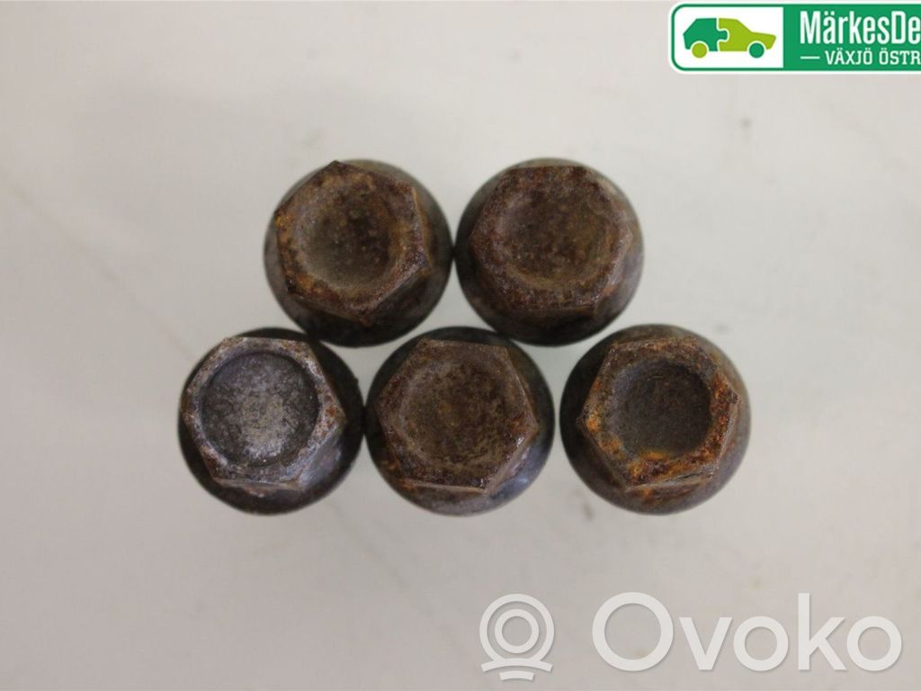 BMW 3 E46 Nuts/bolts 